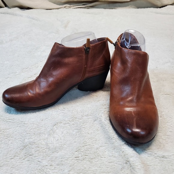 Dansko Brown Leather Dressy Preppy Boho Classic Zipper Heeled Ankle Boots 39  8 - Picture 1 of 15